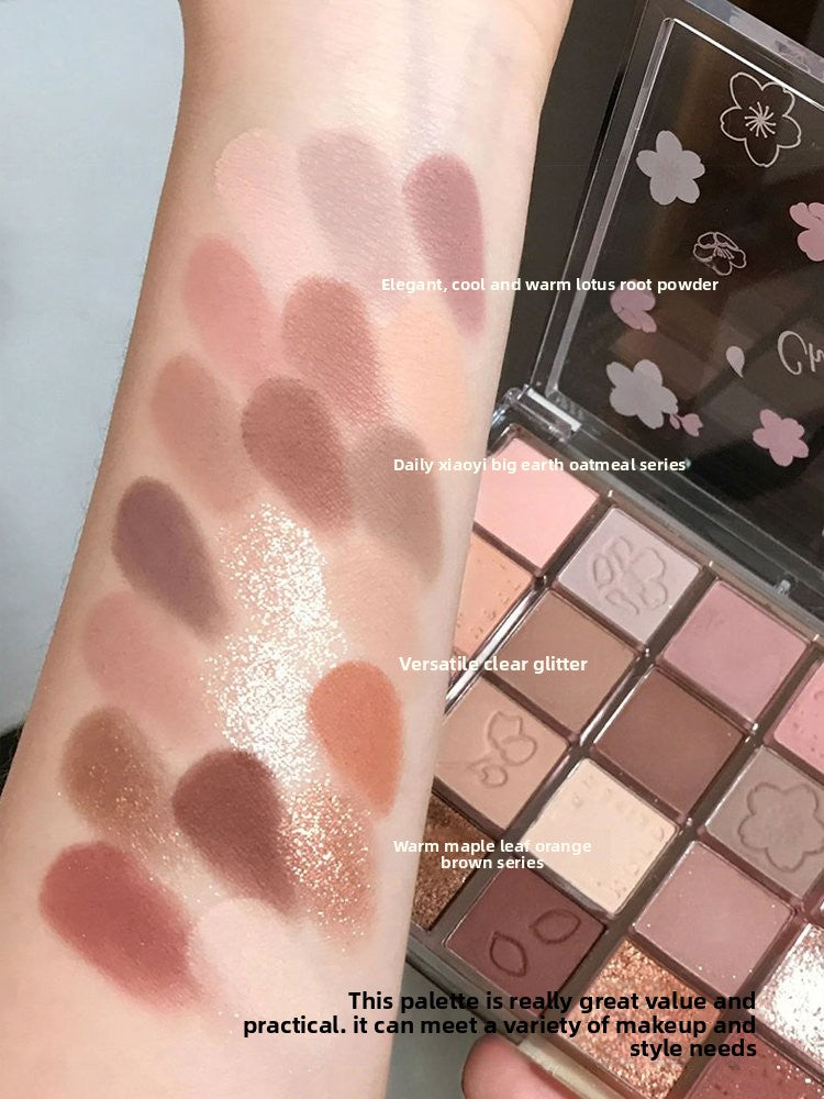 Everyday Glam Eyeshadow Palette